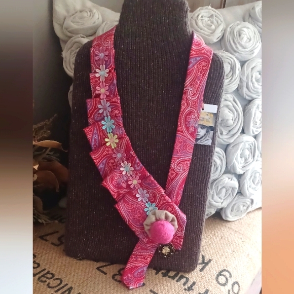 Upcycled Tie Necklace: - Picture 5 of 5